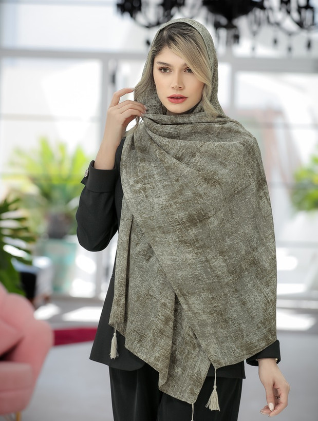 شال مجلسی پتینه چاپ خیس پارچه حریر 8 رنگ سری 80 تایی